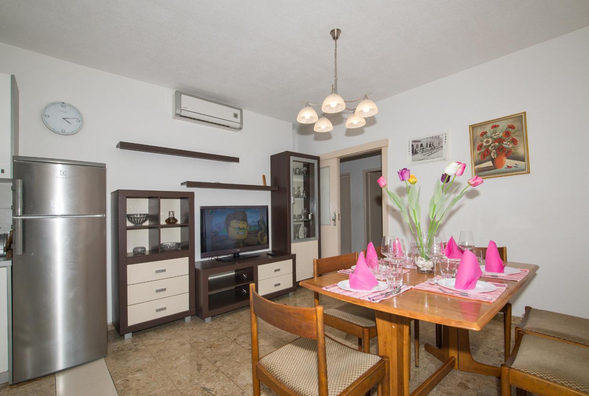 Apartments Marieta Makarská Pokoj fotografie